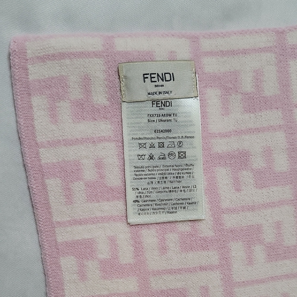 Fendi Soft Pink Monogram Scarf - Picture 3 of 3